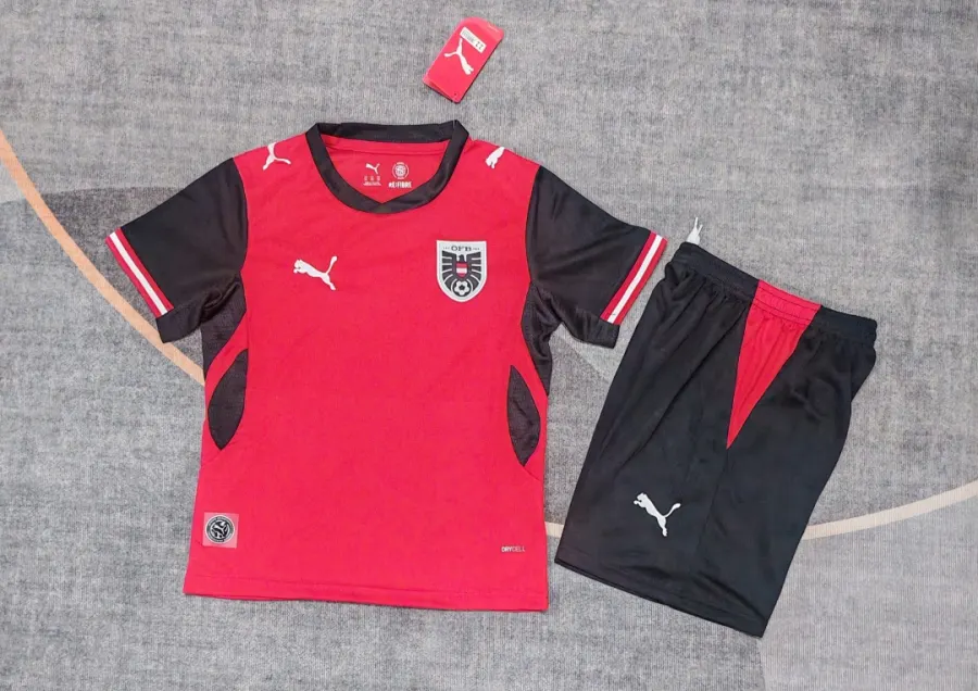 Austria 2627 World Cup Austria Home Field 16 28 yards