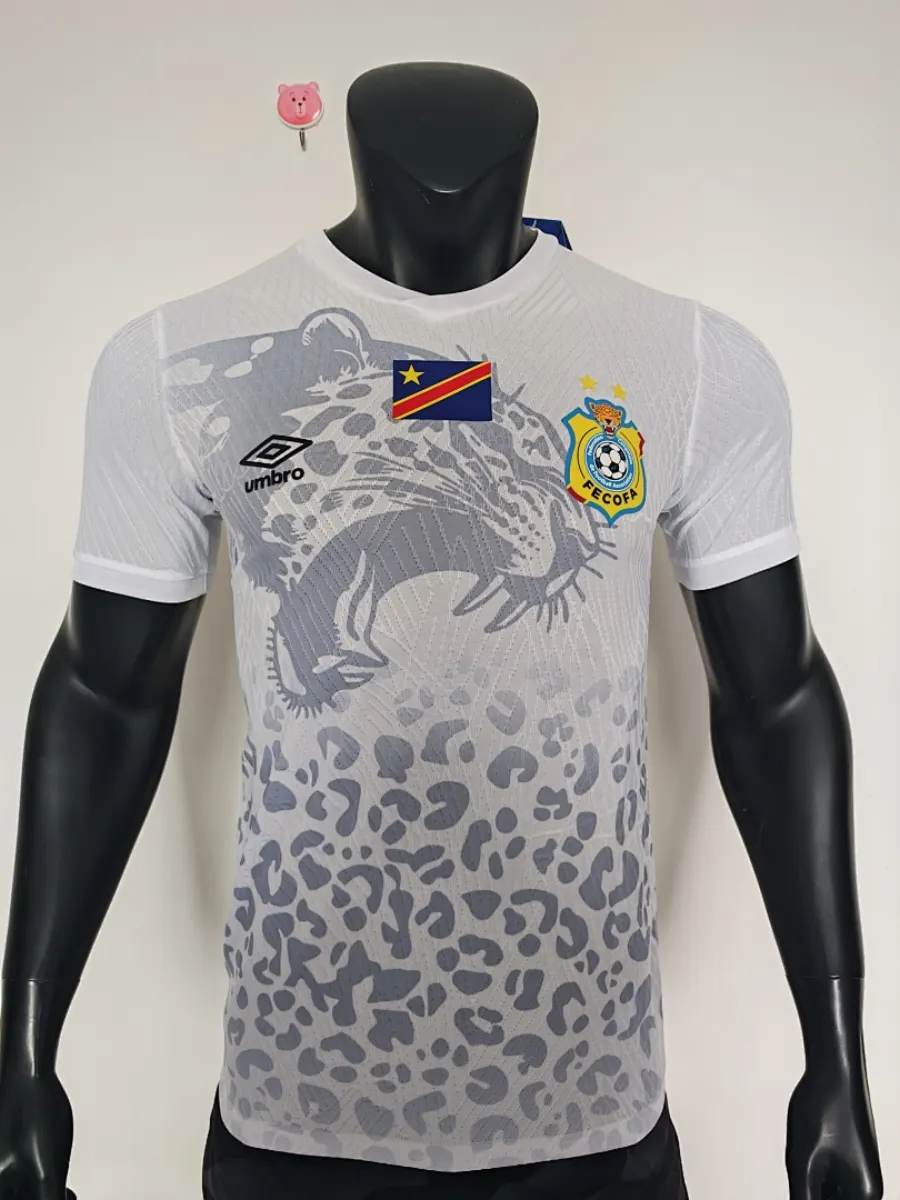 DR Congo 26 27 White Congo Away