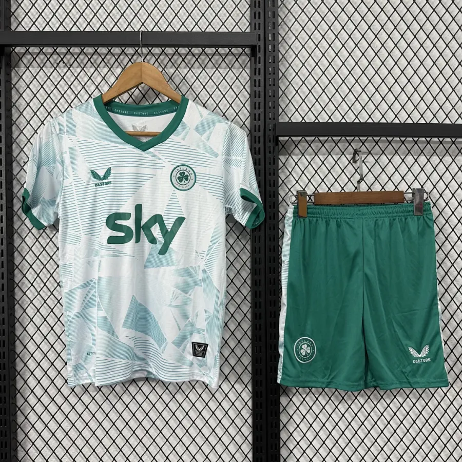 Republic of Ireland 2526 Ireland away