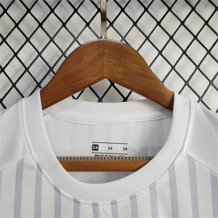 Uruguay 24 25 KIDS Uruguay Away size 16 28